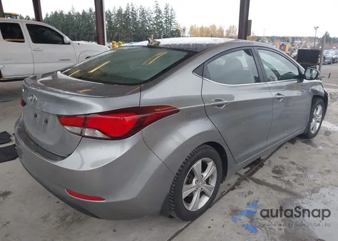 2016 Hyundai Elantra Value Edition z USA, uszkodzony, nr VIN KMHDH4AE5GU482894